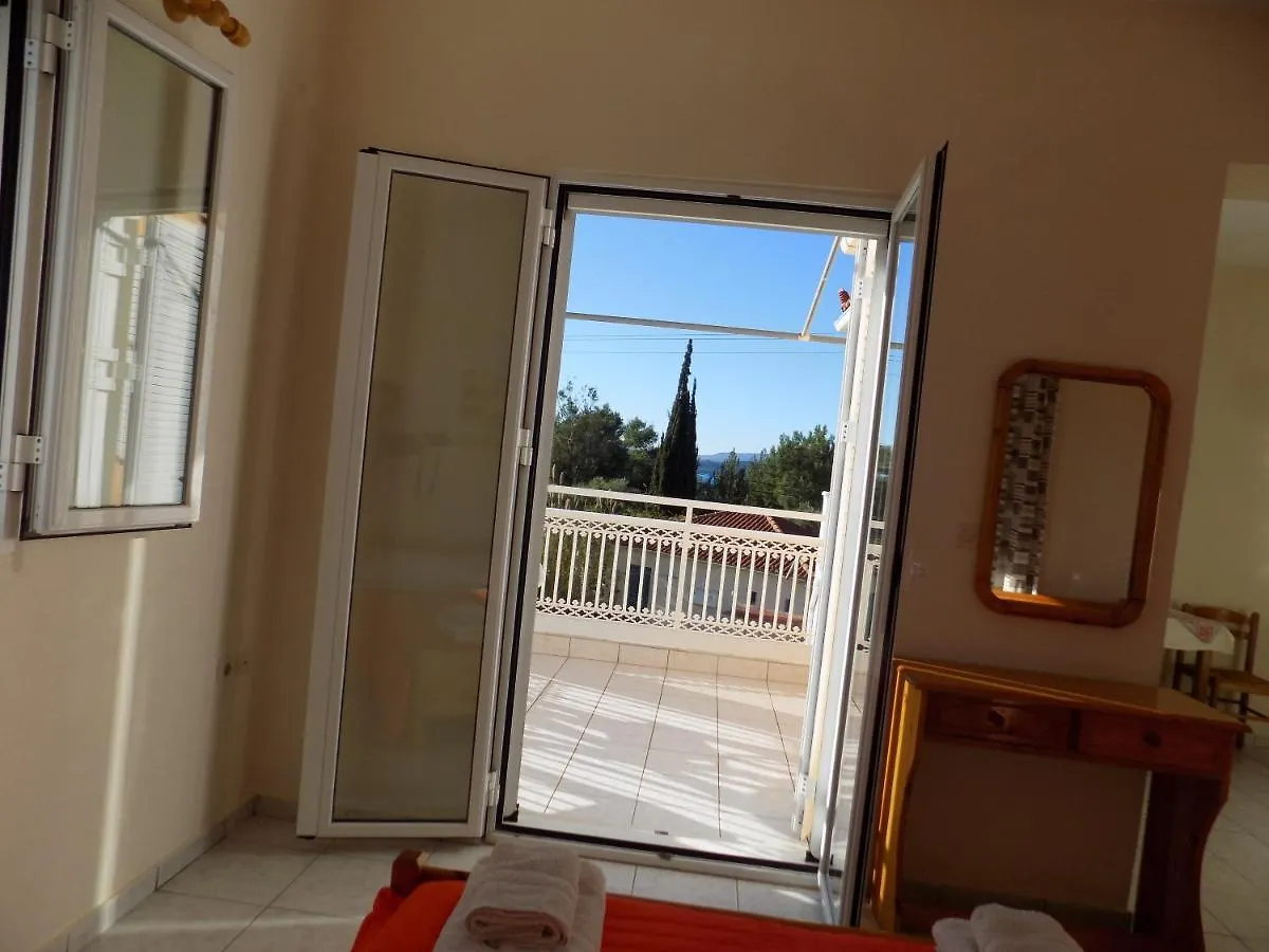 Apartment Jerry'S Studios Lassi Lassi  Greece